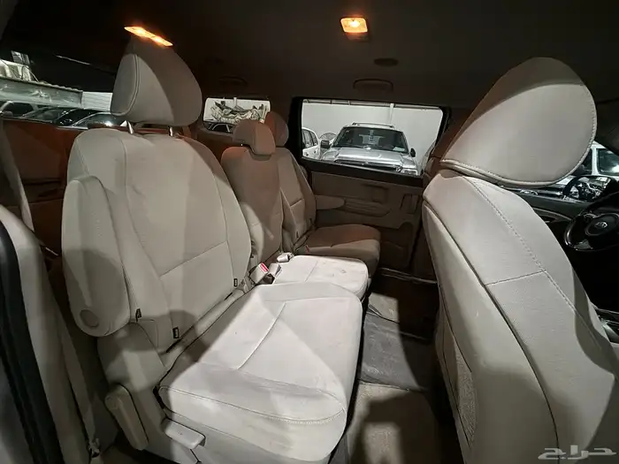 كيا كرنفال 2016 عائليه ثلاث صفوف 13