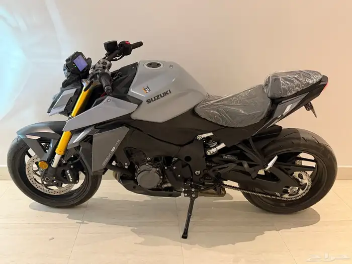 دباب سوزوكي ستريت فايتر 2023 gsx_s1000 2
