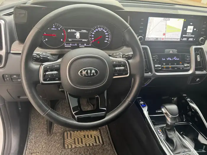 كيا سورنتو 2021 ديزل 13