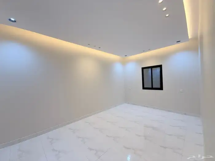 للبيع روف علوي بمدخل سياره تشطيبVipبمساحه346م 8