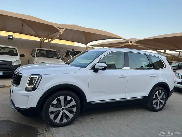 كيا تيلورايد 2022 ممشى 70.000 فقط نظيف جدا لدى قمة الاطلال 21