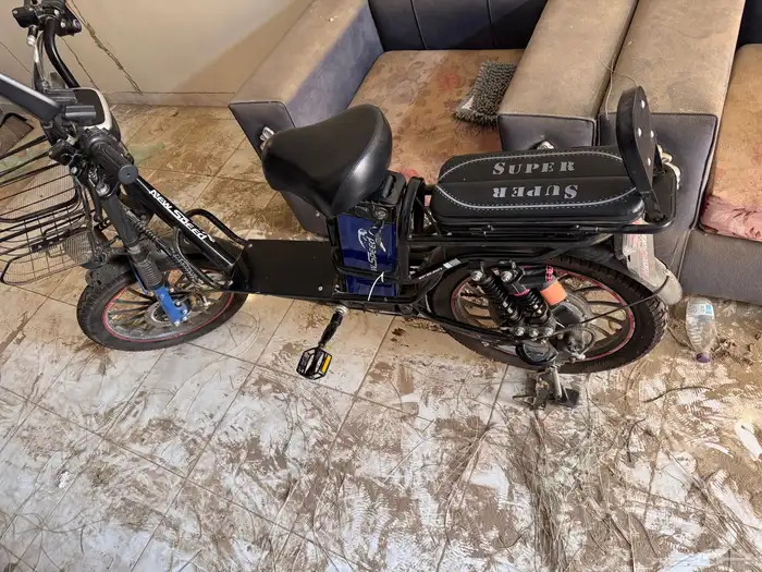 سكوتر للبيع نظيف 2