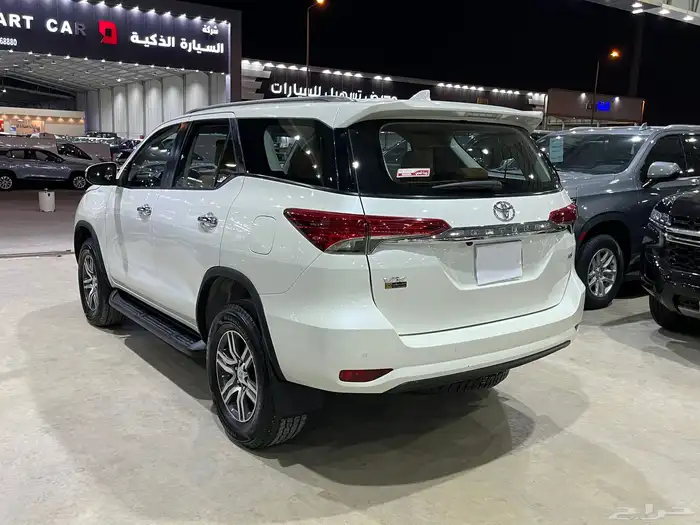 فورتشنر 2021 سعودي مخزن 6 سلندر دبل VX1 5