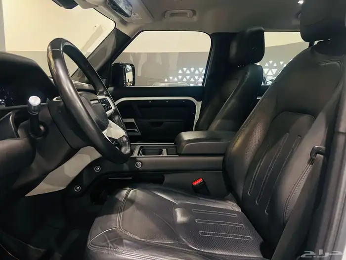 لاند روفر ديفندر 2020 HSE (بحالة ممتازة) 4