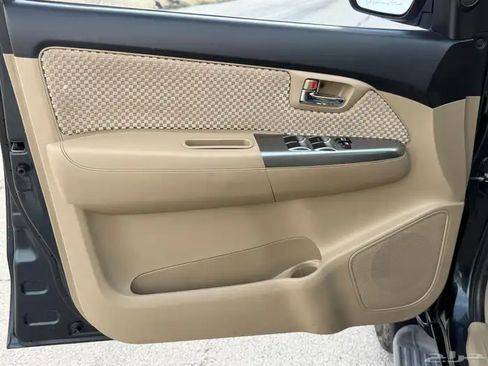 فورشينر 2015 قير عادي دبل بنزين نضييف للمستخدم 32