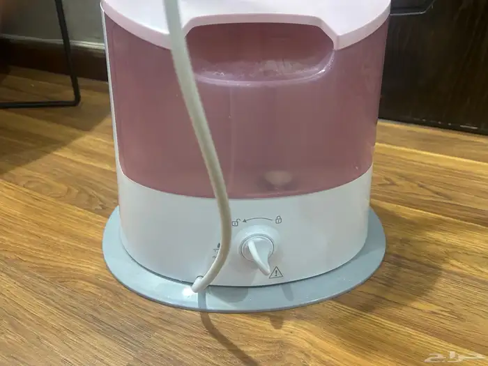 مكواة ملابس جديده والشركه معروفه واصليه وفيها تعديل الطول 4