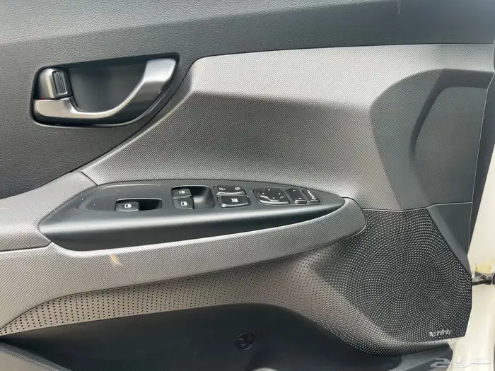 هونداي فيلوستر 2022 شبه اصفار ان لاين سعودي 11