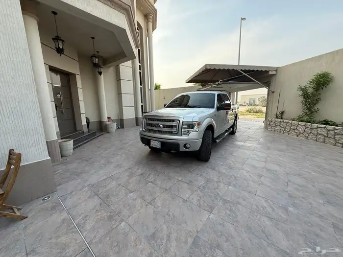 فورد اف 150 XLT غمارتين موديل 2014 فل ماشي 186. ألف 27