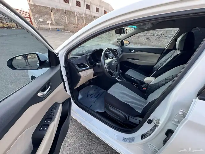 اكسنت 2022 مكينه 1600 4