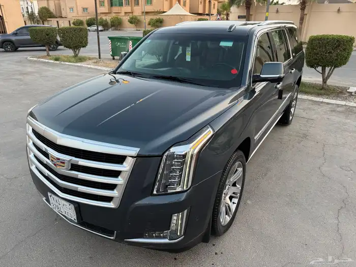 اسكاليد 2019 بريميوم (ملكي) الجميح نظيف جدا 0