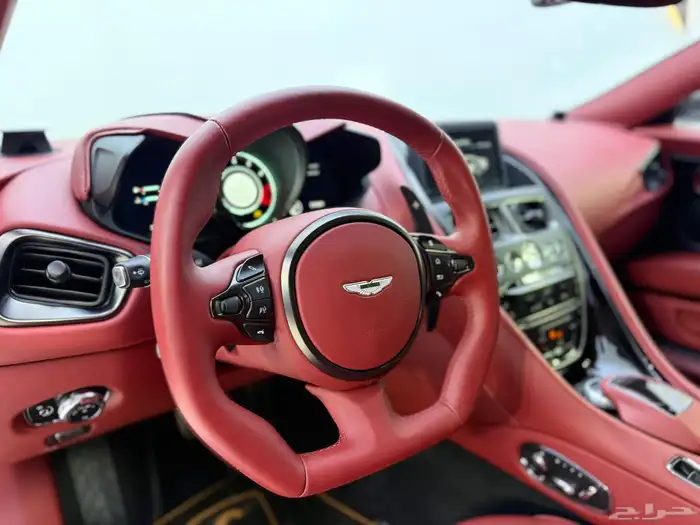 استون مارتن 4