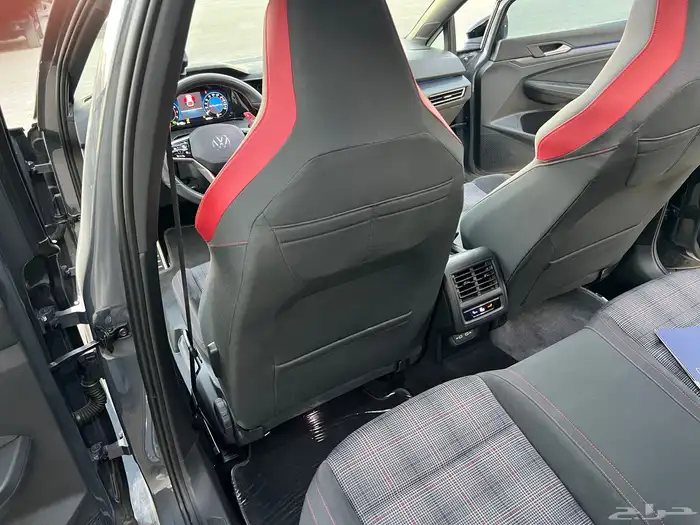 فولكس واجن جولف GTI 2024 شبة اصفار اخو الجديد 14