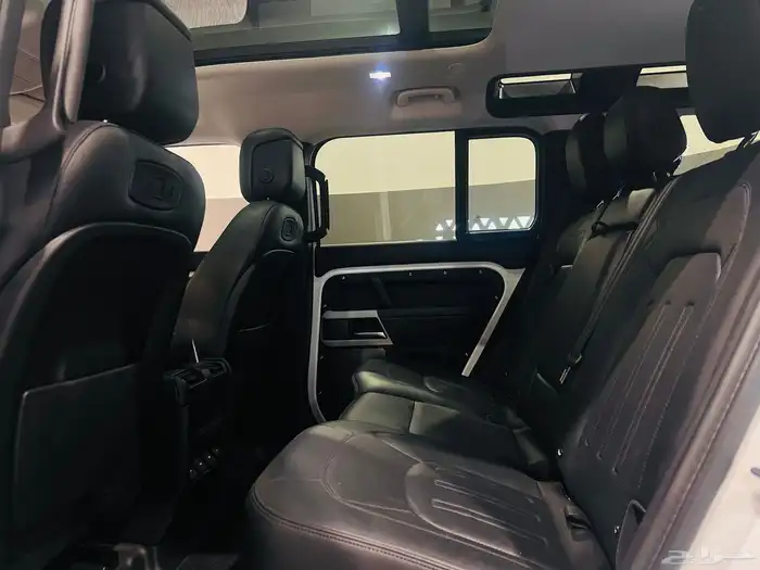 لاند روفر ديفندر 2020 HSE (بحالة ممتازة) 9