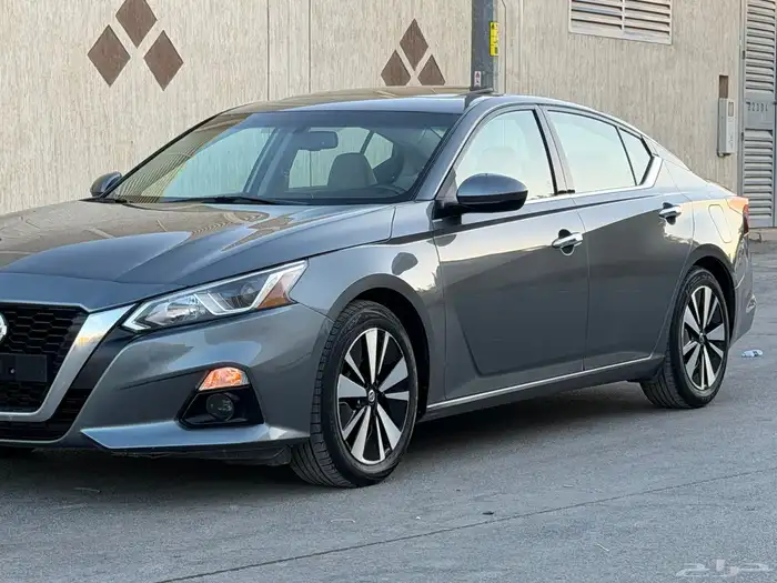 نيسان التيما 2021 SV وكالة 5