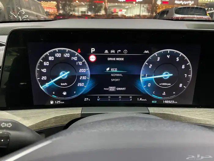 كيا كي 8 2022 نصف فل ( بنزين) 2.5L 25