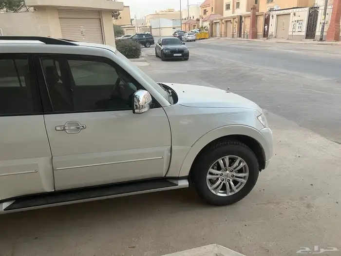 جيب باجيرو ميتسوبيشي للبيع 2020 6