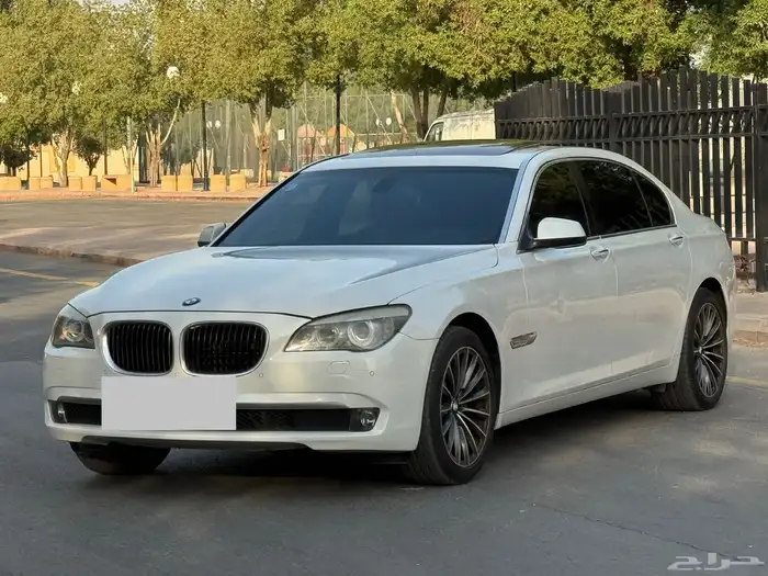 بي ام دبيلو 730 2011 0