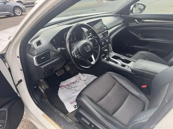 هوندا اكورد 2018 فل سبورت 14