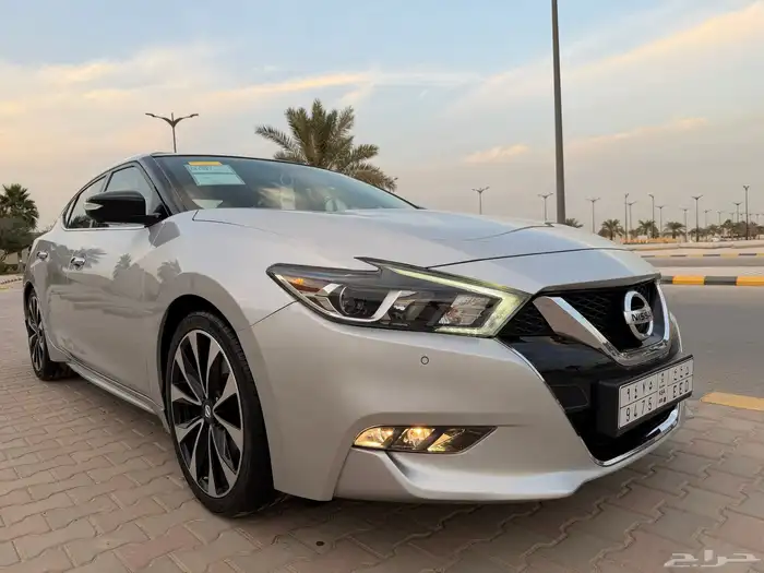 مكسيما 2018 SR اعلى فئه بترومين مخزن نظيف جد 6