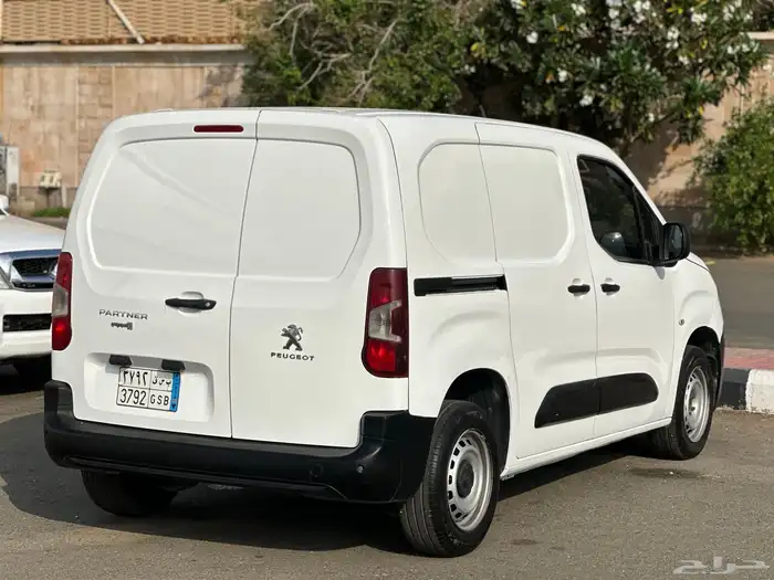 بيجو-بارتنر-2023-ديزل-سعر-33000-الف 7