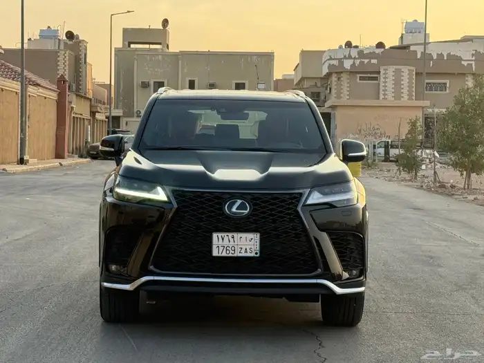 لكزس 2023 فل كامل أف سبورت 0