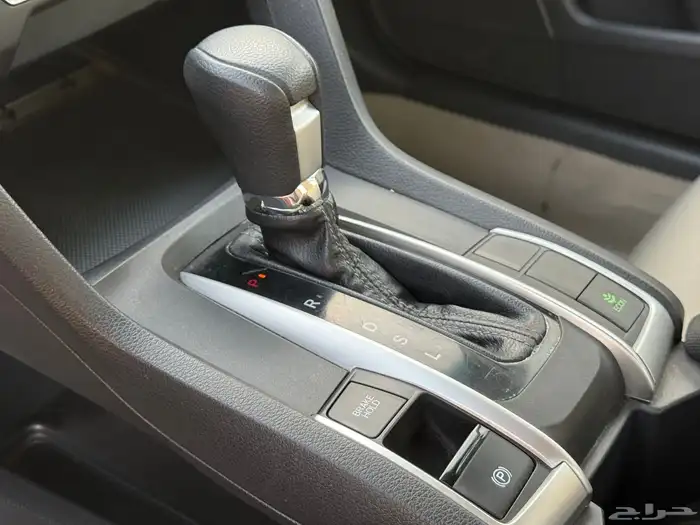 هوندا سيفيك 2020 - لون عنابي 15