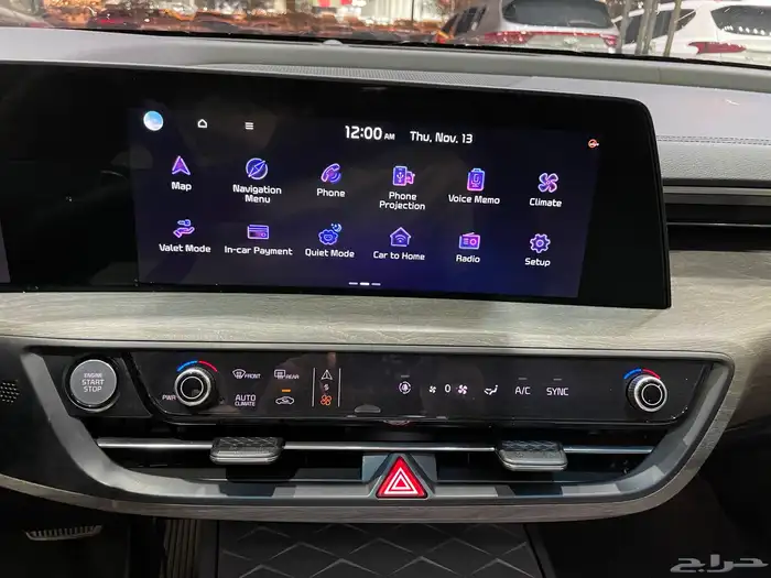 كيا كي 8 2022 نصف فل ( بنزين) 2.5L 28