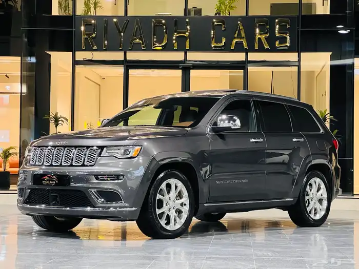 جيب جراند شروكي ساميت 2021 (بحالة الوكالة) 4