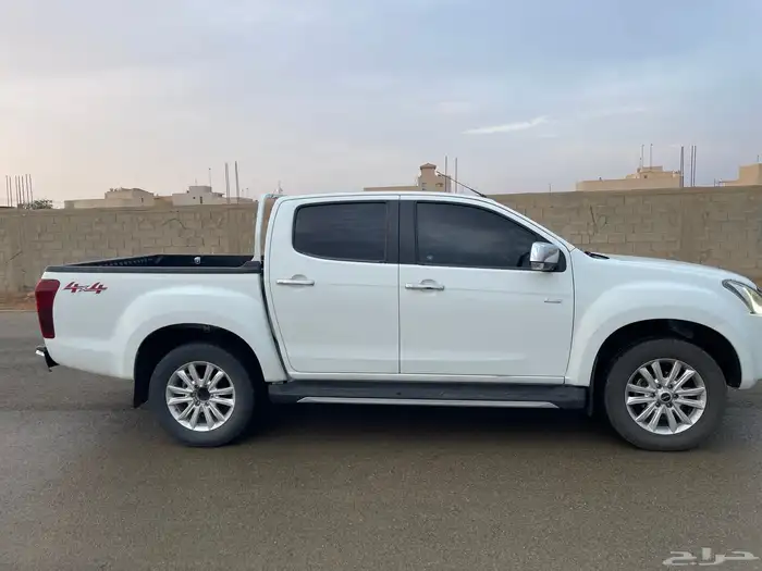 ايسوزو ديماكس 2019 1