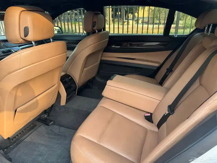 بي ام دبيلو 730 2011 9