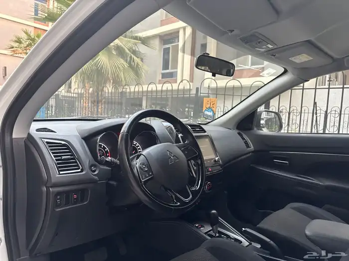 ميستوبيشي ASX 2022 شبه جديد 18