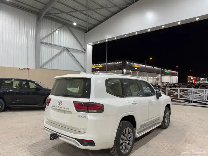 تويوتا لاندكروزر جكسار 2025 سعودي رقم 3 اصفاررر 3