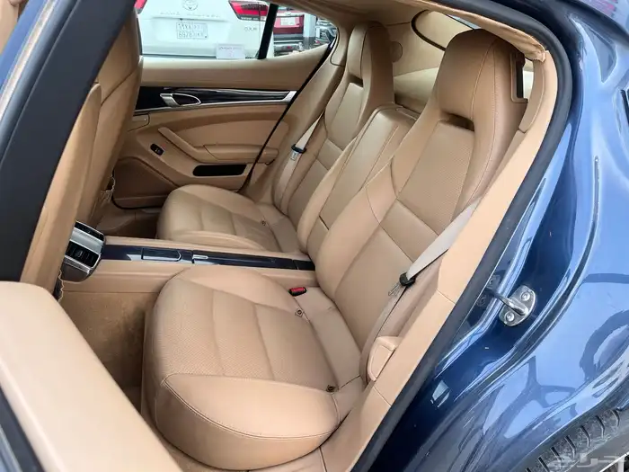 بورش باناميرا 2014 12