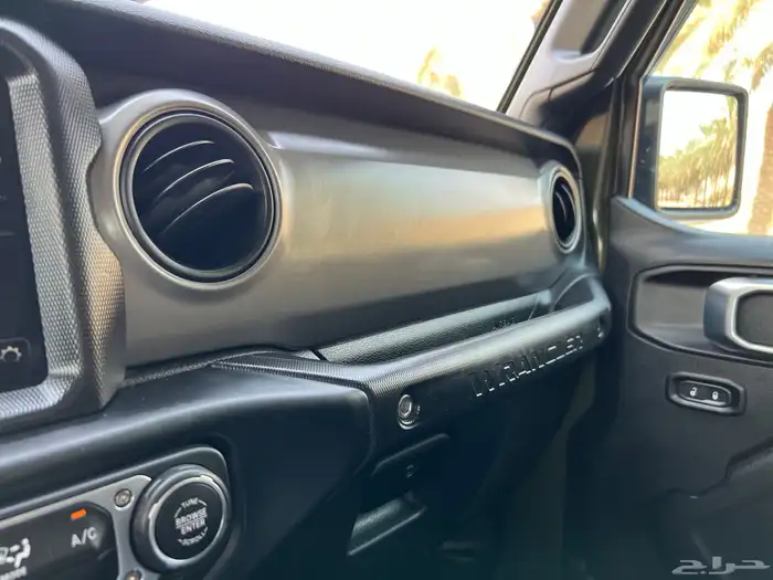 جيب رانجلر سبورت 2023 9