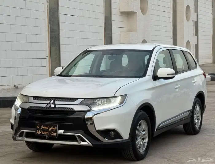 ميتسوبيشي اوتلاندر 2020 7مقاعد 2