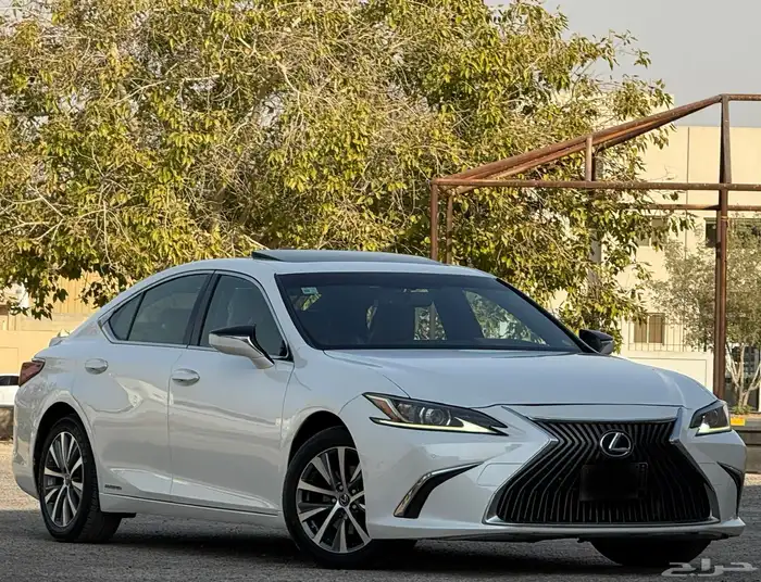 لكزس ES300h 2020 ممشى (92)الف 3