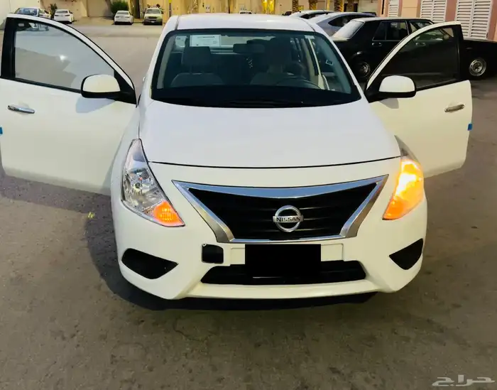 نيسان صني 2022 للبيع 5