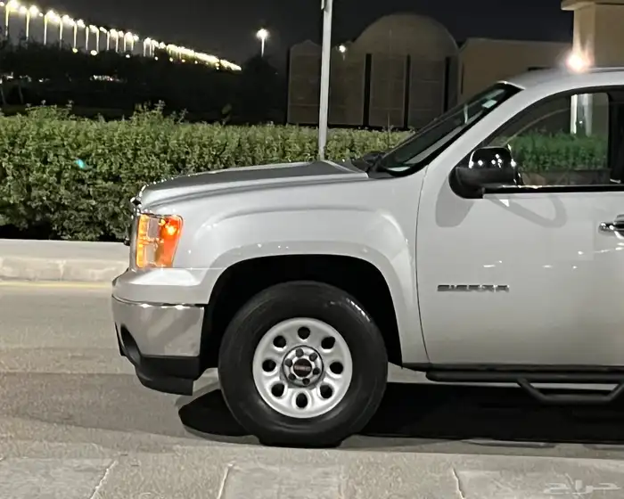 جي ام سي سييرا ( مخزن ) 3