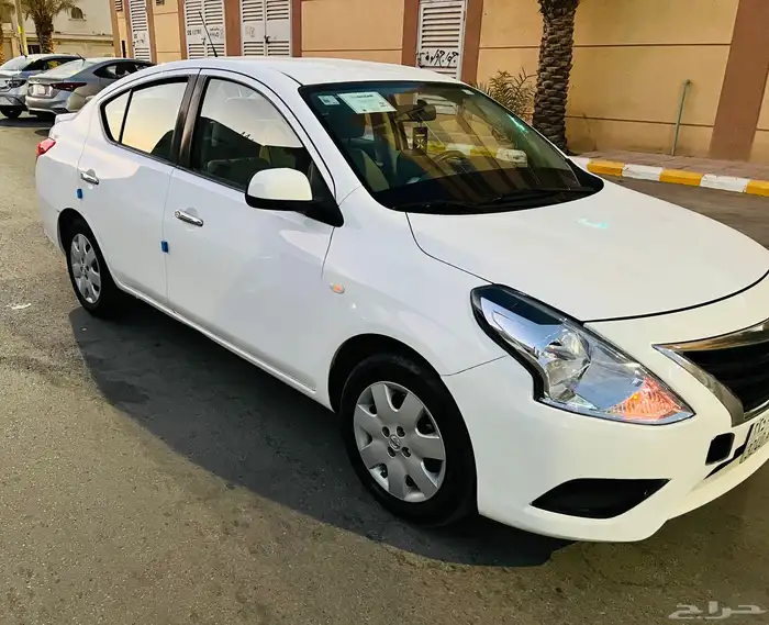 نيسان صني 2022 للبيع 0