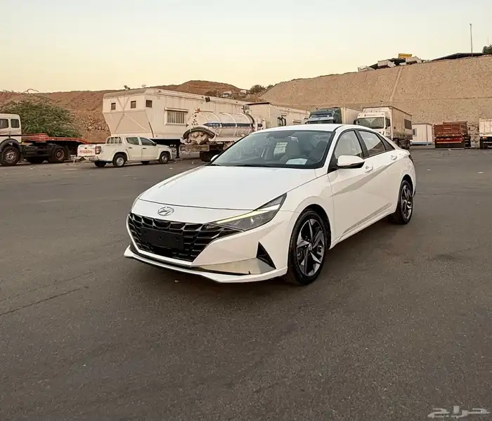 هونداي النترا 2021 ( بنزين ) فل كامل بدون فتحه سقف للبيع 0