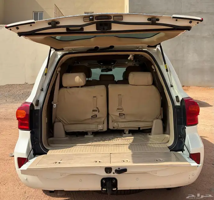 جيب لاند كروزر 2015 فل كامل GXR3 v8. عام 60 17