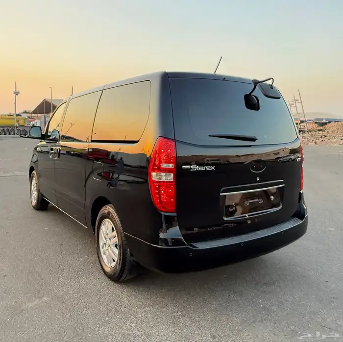 هيونداي H1 استاريكس 2020 فان بضاعه بحالة الوكاله للبيع 3