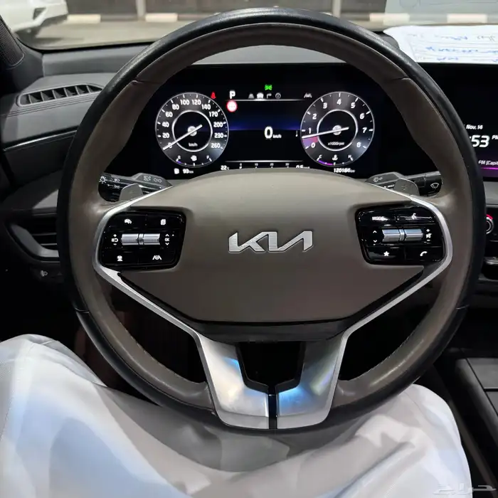 كي 8   2022 فل كامل ( 6 سلندر ) 32