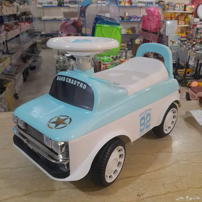 سيارة أطفال عمر ثلاث سنوات 3