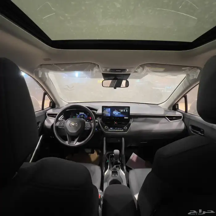 كورولا كروس 2025 نص فل اصفار 12