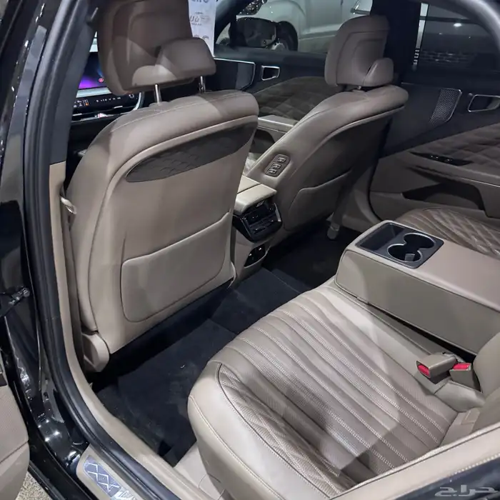 كي 8   2022 فل كامل ( 6 سلندر ) 16