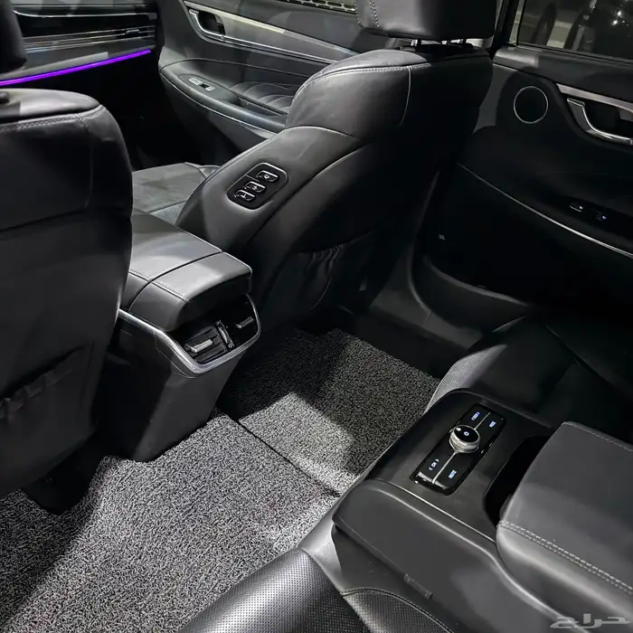 ازيرا 2020 فل كامل اعلى فئه ( 6 سلندر ) بدي وكاله 19