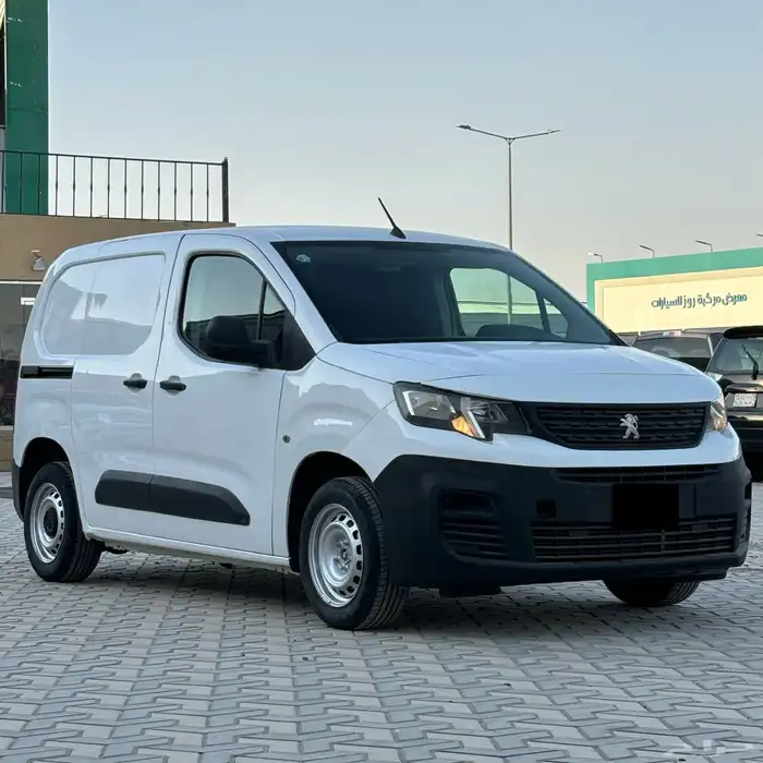 بيجو فان بارتنر 2021 باص بضاعه ديزل 8