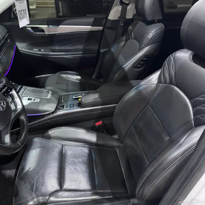 ازيرا 2020 فل كامل اعلى فئه ( 6 سلندر ) بدي وكاله 12