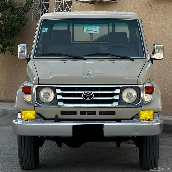 تويوتا شاص 2006 مخزن ممشى ( 79 ) 0